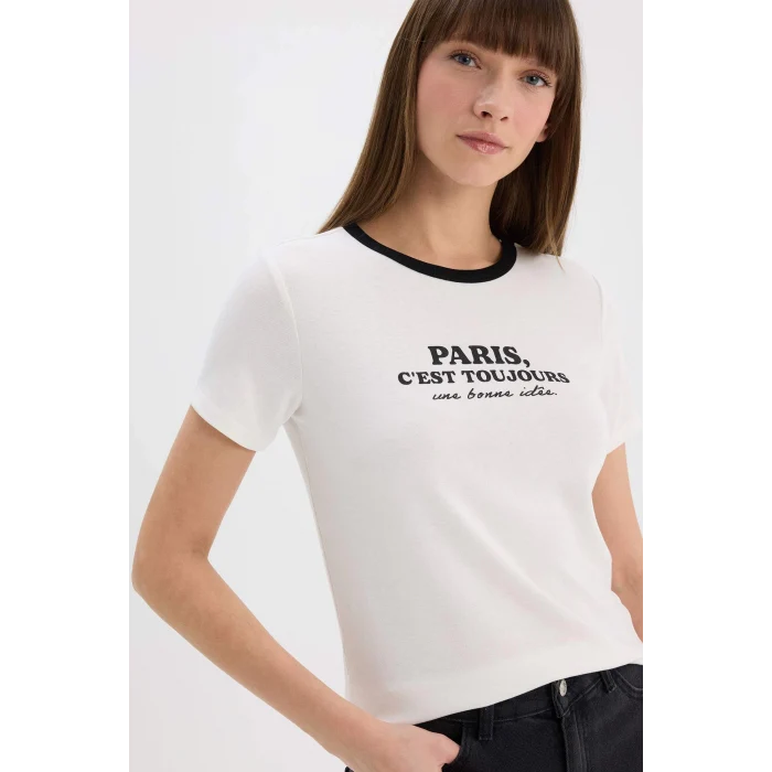 Defacto E5065 Ekru Regular Fit Bisiklet Yaka Baskılı Ribana Kısa Kollu Tişört