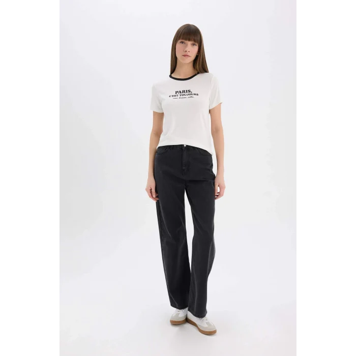 Defacto E5065 Ekru Regular Fit Bisiklet Yaka Baskılı Ribana Kısa Kollu Tişört