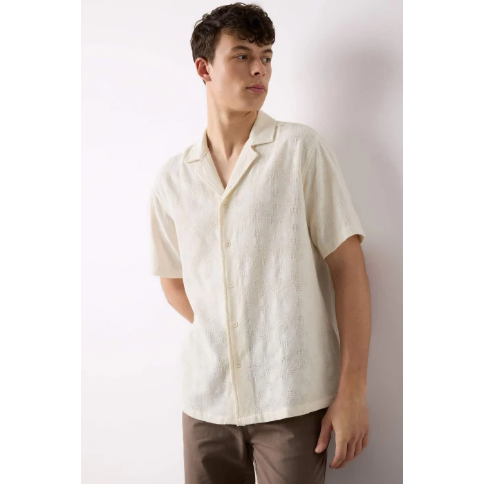 Defacto E0790 Ekru Regular Fit Apaş Yaka Yazlık Kısa Kollu Gömlek