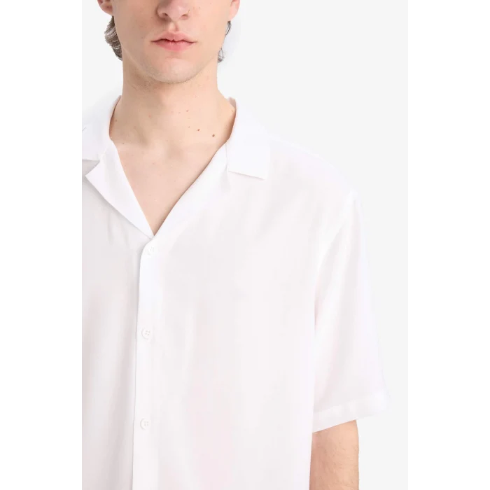 Defacto E2533 Beyaz Regular Fit Apaş Yaka Yazlık Kısa Kollu Beyaz Gömlek