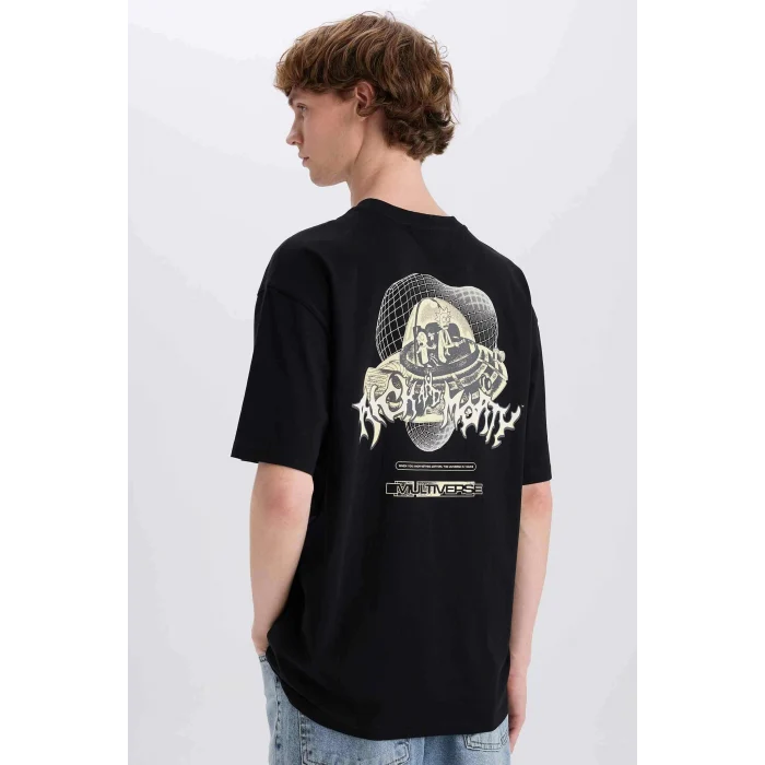 Defacto E3268 Siyah %100 Pamuk Rick and Morty Boxy Fit Bisiklet Yaka Sırt Baskılı Kısa Kollu Tişört