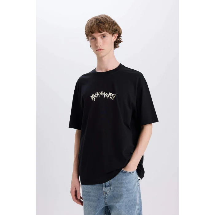 Defacto E3268 Siyah %100 Pamuk Rick and Morty Boxy Fit Bisiklet Yaka Sırt Baskılı Kısa Kollu Tişört