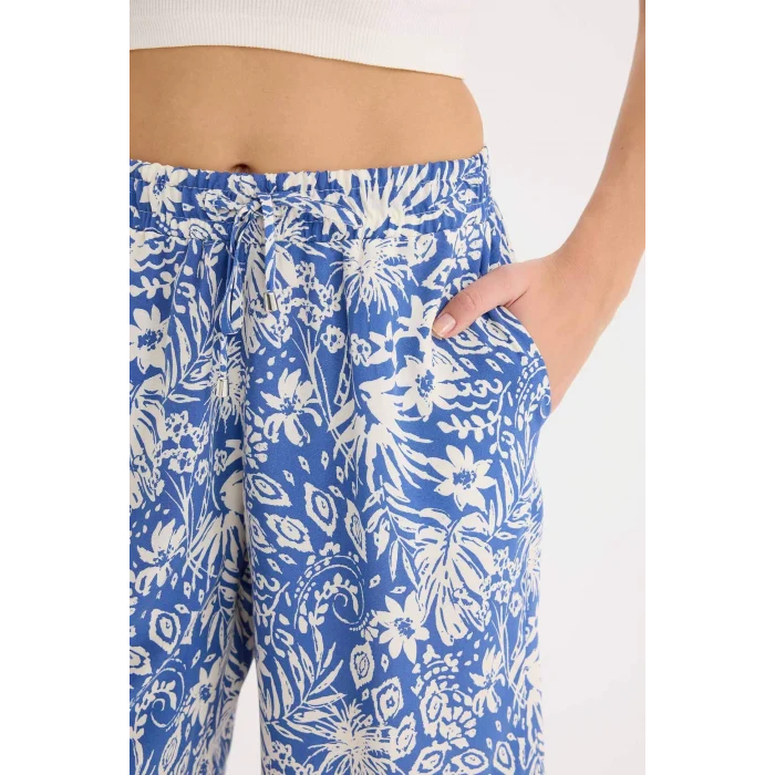 Defacto L7411 Lacivert Yüksek Bel Geniş Paça Viskon Şort