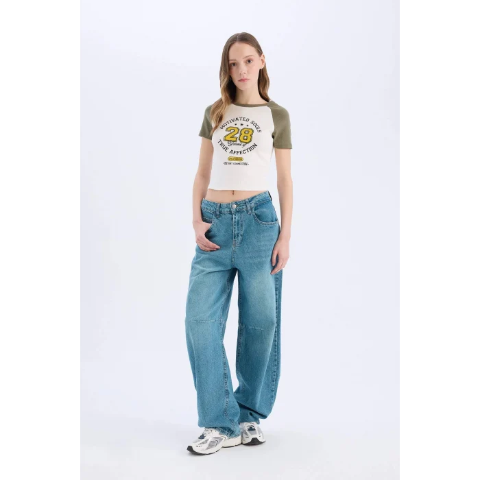 Defacto E0678 Haki Coool Fitted Bisiklet Yaka Baskılı Fitilli Kaşkorse Kısa Kollu Tişört