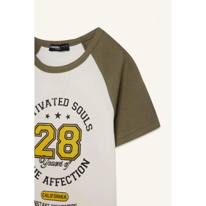 Defacto E0678 Haki Coool Fitted Bisiklet Yaka Baskılı Fitilli Kaşkorse Kısa Kollu Tişört