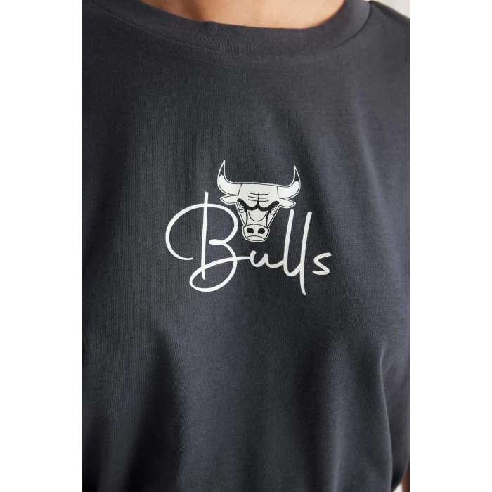 Defacto C6311 Antrasit DeFactoFit NBA Chicago Bulls Bisiklet Yaka Kısa Kollu Tişört