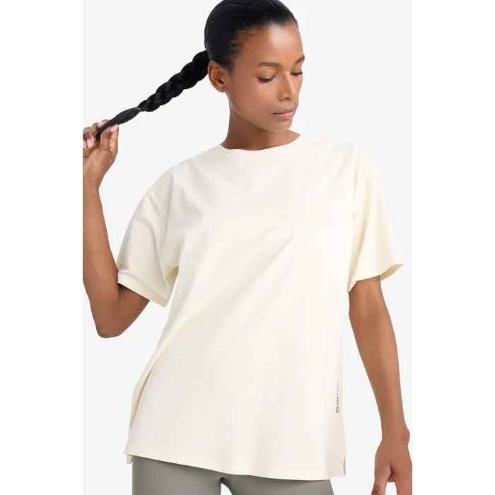 Defacto E3494 Bej DeFactoFit Comfort Fit Bisiklet Yaka Sporcu Kısa Kollu Tişört