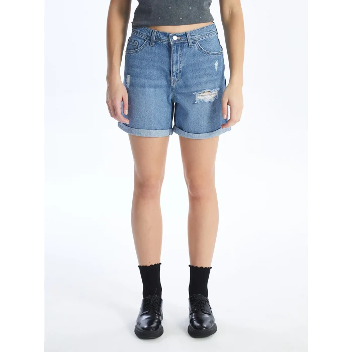 LCW Jeans Indigo Boyfriend Fit Yırtık Detaylı Kadın Jean Şort