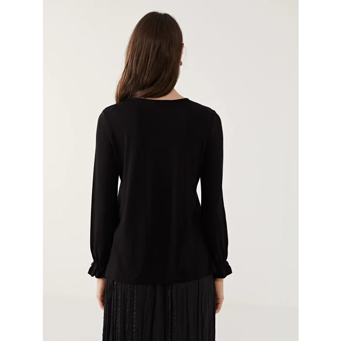 LCW Grace Siyah Bisiklet Yaka Dantel Detaylı Kadın Bluz