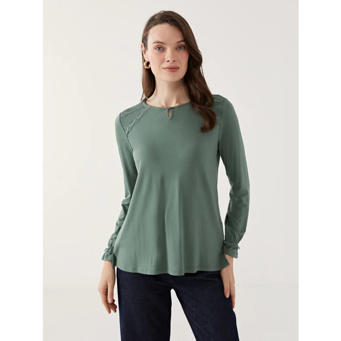 LCW Grace Yeşil Bisiklet Yaka Dantel Detaylı Kadın Bluz