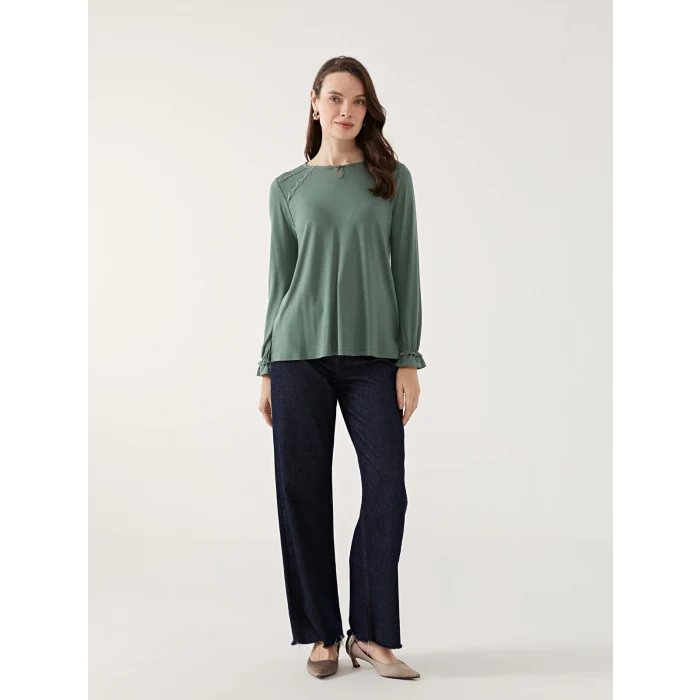 LCW Grace Yeşil Bisiklet Yaka Dantel Detaylı Kadın Bluz