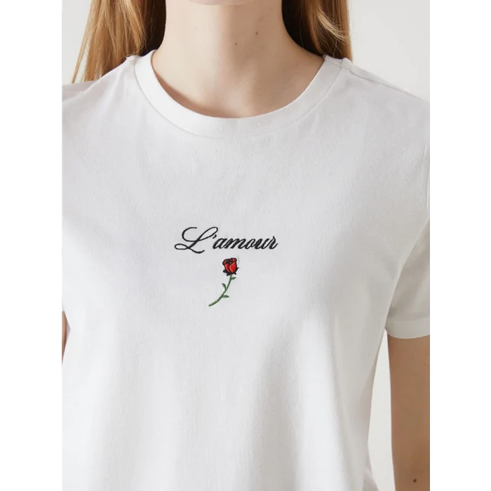 LCW Vision Ekru Bisiklet Yaka Nakışlı Kadın Tişört