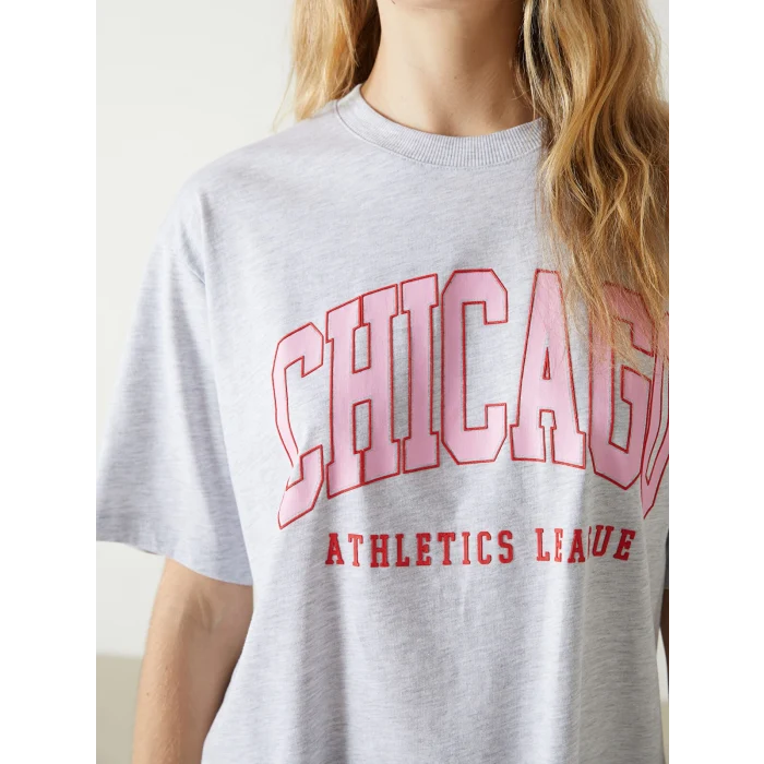 LCW Vision Gri Chicago Baskılı Oversize Kadın Tişört