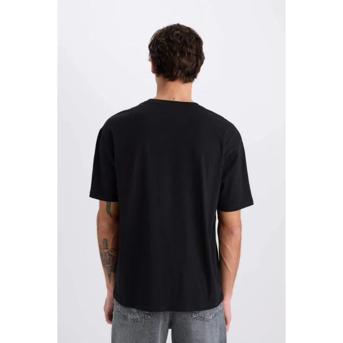 Defacto E1723 Siyah %100 Pamuk Boxy Fit Bisiklet Yaka Baskılı Kısa Kollu Tişört