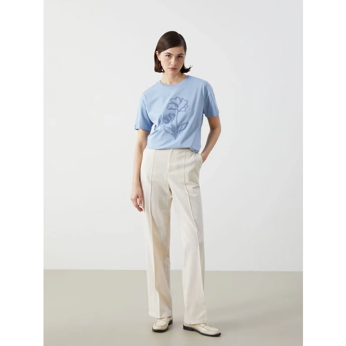 LCW Vision Mavi Bisiklet Yaka Çiçekli Kadın Tişört