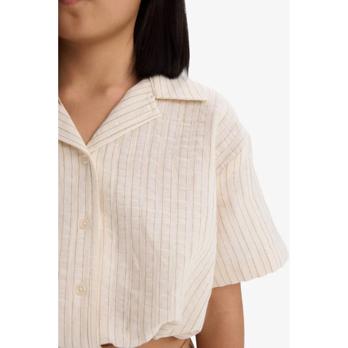 Defacto D9146 Beyaz Kız Çocuk Cropped Fit Müslin Kısa Kollu Gömlek