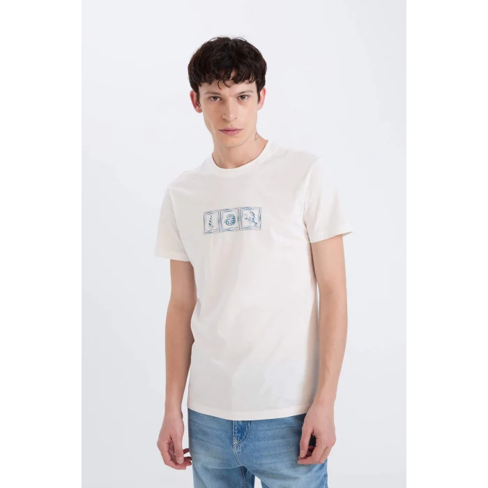 Defacto D9356 Ekru %100 Pamuk Slim Fit Dar Kesim Bisiklet Yaka Baskılı Kısa Kollu Tişört