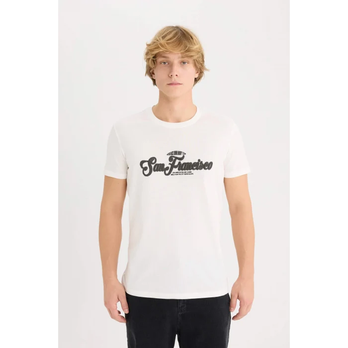 Defacto D5572 Ekru %100 Pamuk Slim Fit Dar Kesim Bisiklet Yaka Baskılı Kısa Kollu Tişört