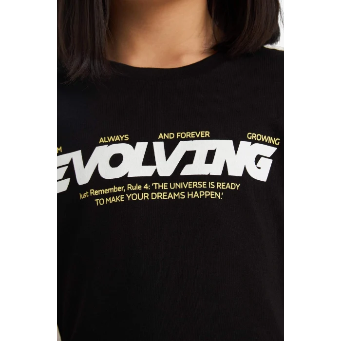 Defacto E1898 Siyah Kız Çocuk Slim Fit Dar Kesim Bisiklet Yaka Baskılı Fitilli Kaşkorse Kısa Kollu Tişört