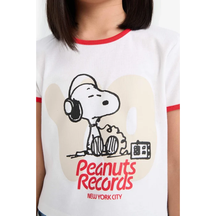Defacto E0869 Beyaz Kız Çocuk Snoopy Crop Bisiklet Yaka Kaşkorse Kısa Kollu Tişört