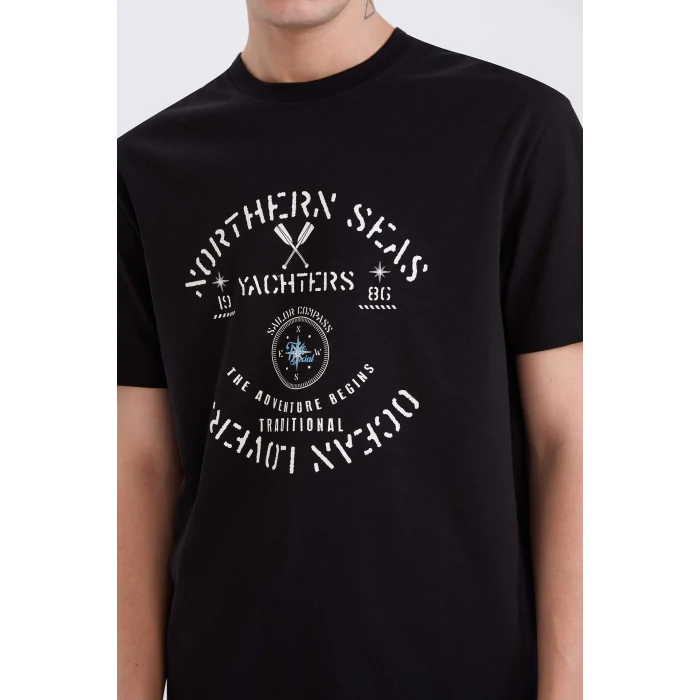 Defacto E1329 Siyah %100 Pamuk Regular Fit Bisiklet Yaka Baskılı Kısa Kollu Tişört