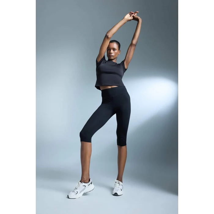 Defacto E2679 Siyah DeFactoFit Diz Altı Sporcu Tayt