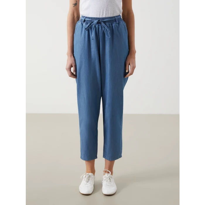 LCW Grace Mavi Beli Lastikli Straight Fit Kadın Jean Pantolon