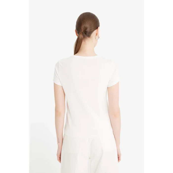 Defacto F5105 Ekru Regular Fit Bisiklet Yaka Baskılı Ribana Kısa Kollu Tişört