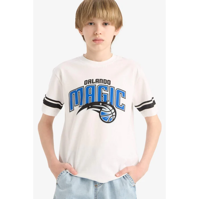 Defacto E4840 Beyaz Erkek Çocuk NBA Orlando Magic Bisiklet Yaka Kısa Kollu Tişört