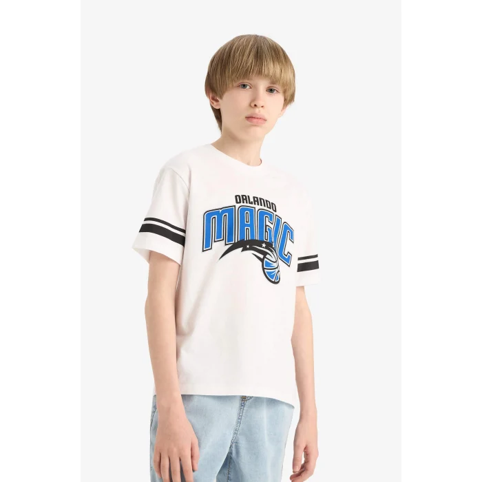 Defacto E4840 Beyaz Erkek Çocuk NBA Orlando Magic Bisiklet Yaka Kısa Kollu Tişört
