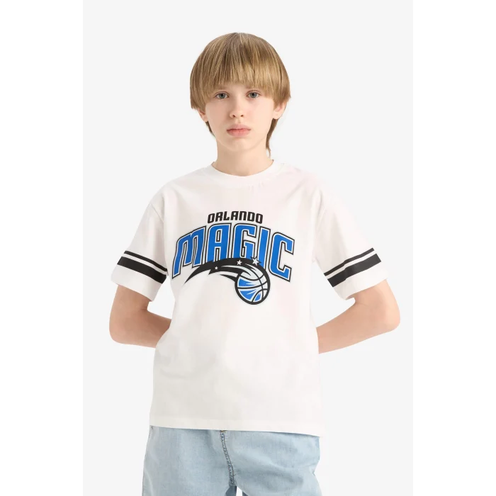 Defacto E4840 Beyaz Erkek Çocuk NBA Orlando Magic Bisiklet Yaka Kısa Kollu Tişört