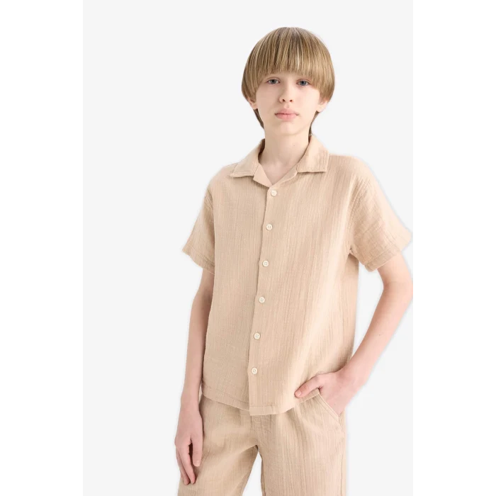 Defacto W3239 Bej Erkek Çocuk Oversize Geniş Kalıp Polo Yaka Müslin Kısa Kollu Gömlek