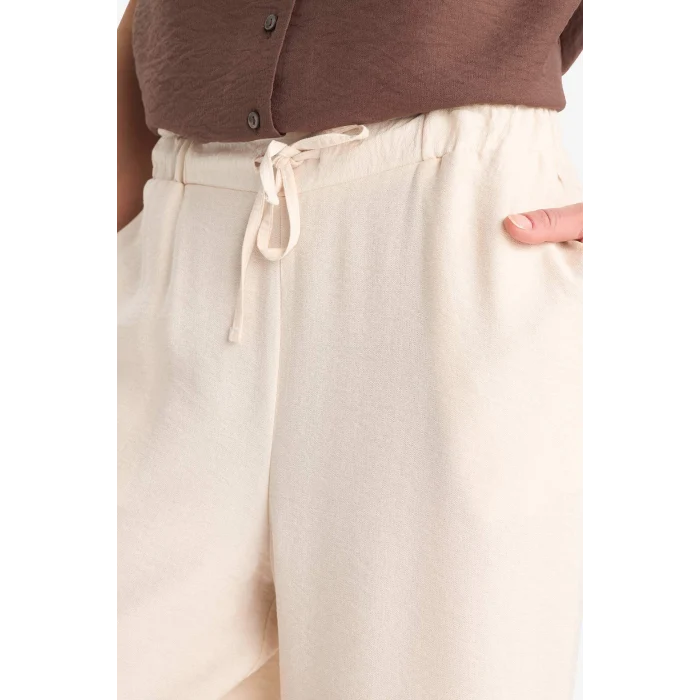 Defacto F0988 Bej Regular Fit Cep Detaylı Geniş Paça Pantolon