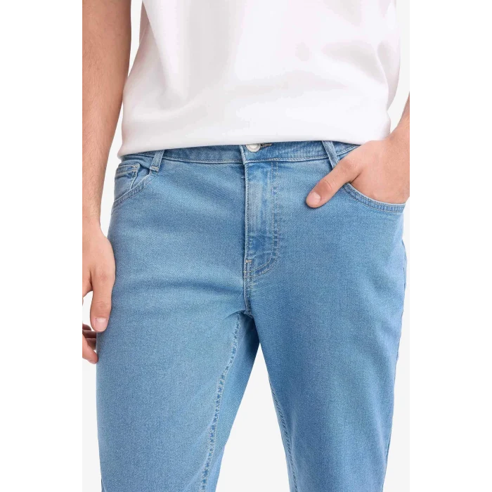 Defacto E7436 Mavi Pedro Slim Fit Dar Kalıp Normal Bel Dar Paça Jean Pantolon