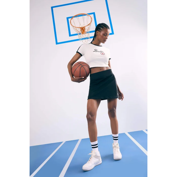 Defacto E2787 Siyah DeFactoFit NBA Chicago Bulls İçi Taytlı Mini Etek