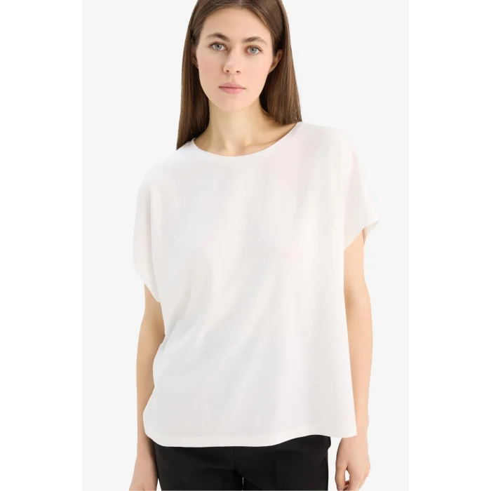 Defacto C8807 Ekru Bisiklet Yaka Basic Düz Modal Kısa Kollu Tişört