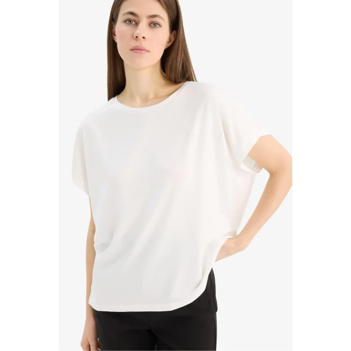 Defacto C8807 Ekru Bisiklet Yaka Basic Düz Modal Kısa Kollu Tişört