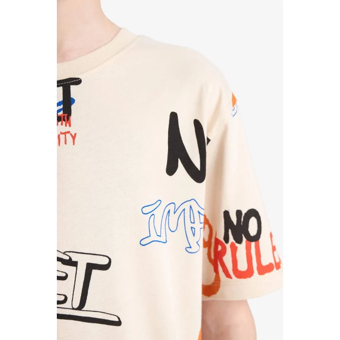 Defacto D9492 Bej Erkek Çocuk Bisiklet Yaka Baskılı Kısa Kollu Tişört