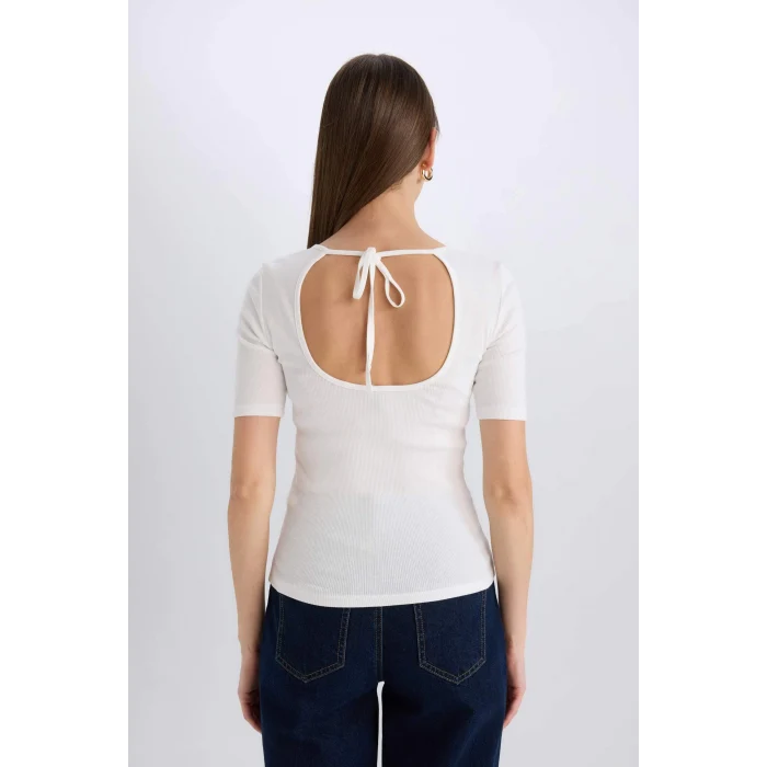 Defacto E5776 Ekru Slim Fit Dar Kesim Bisiklet Yaka Basic Düz Fitilli Kaşkorse Kısa Kollu Tişört