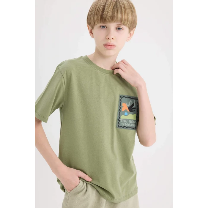 Defacto E0966 Haki Erkek Çocuk Bisiklet Yaka Nakışlı Kısa Kollu Tişört