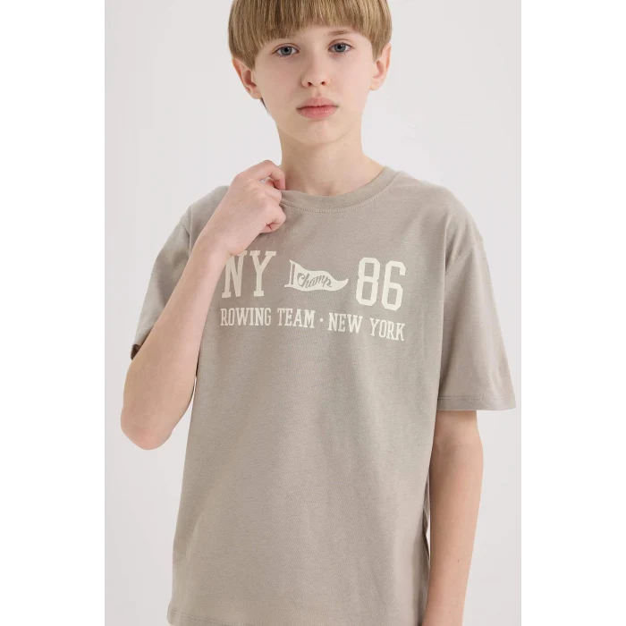 Defacto D9265 Gri Erkek Çocuk Bisiklet Yaka Sırt Baskılı Kısa Kollu Tişört