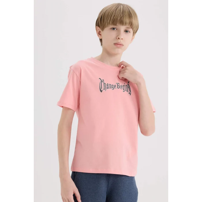 Defacto E0101 Pembe Erkek Çocuk Bisiklet Yaka Sırt Baskılı Kısa Kollu Tişört