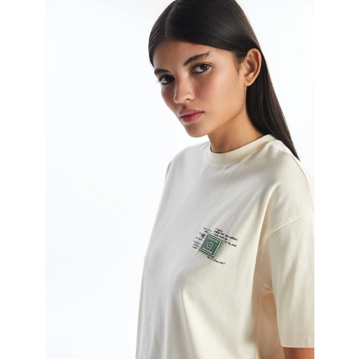 LCW Modest Ekru Bisiklet Yaka Baskılı Kısa Kollu Kadın Tişört