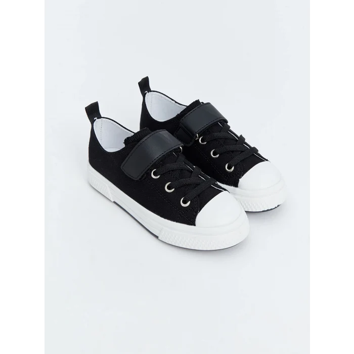 LCW STEPS Siyah Bağcık ve Cırt Cırtlı Erkek Çocuk Spor Ayakkabı