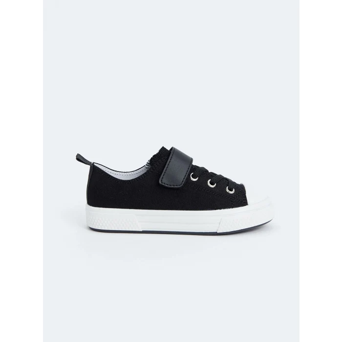 LCW STEPS Siyah Bağcık ve Cırt Cırtlı Erkek Çocuk Spor Ayakkabı