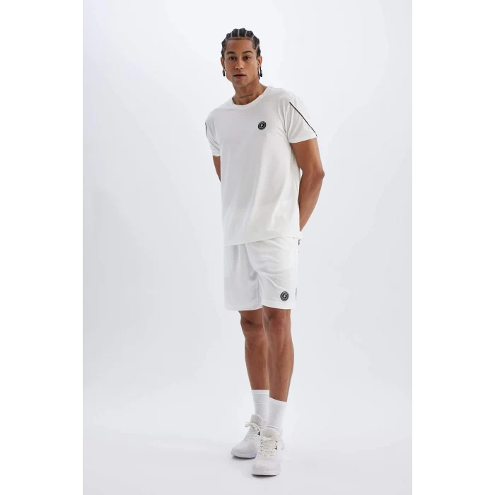 Defacto C1748 Beyaz DeFactoFit Standart Fit Bisiklet Yaka Baskılı Ağır Kumaş Kısa Kollu Sporcu Tişört