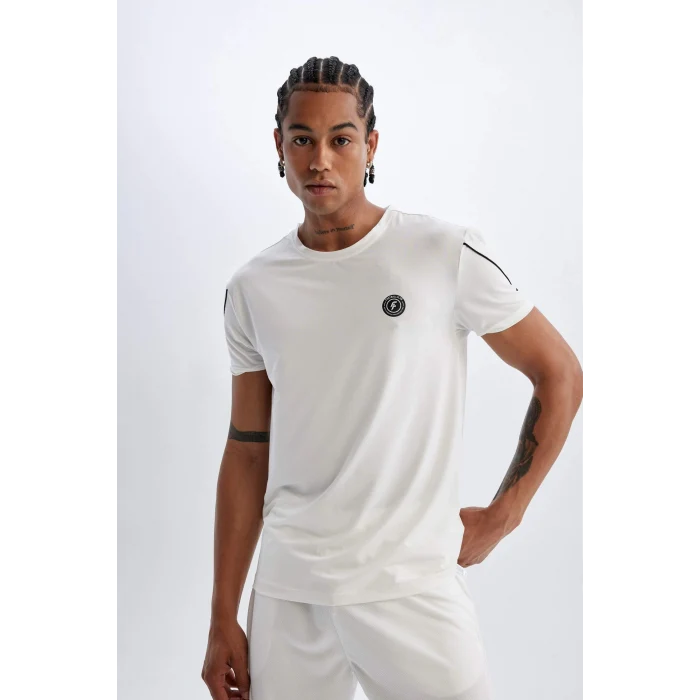 Defacto C1748 Beyaz DeFactoFit Standart Fit Bisiklet Yaka Baskılı Ağır Kumaş Kısa Kollu Sporcu Tişört