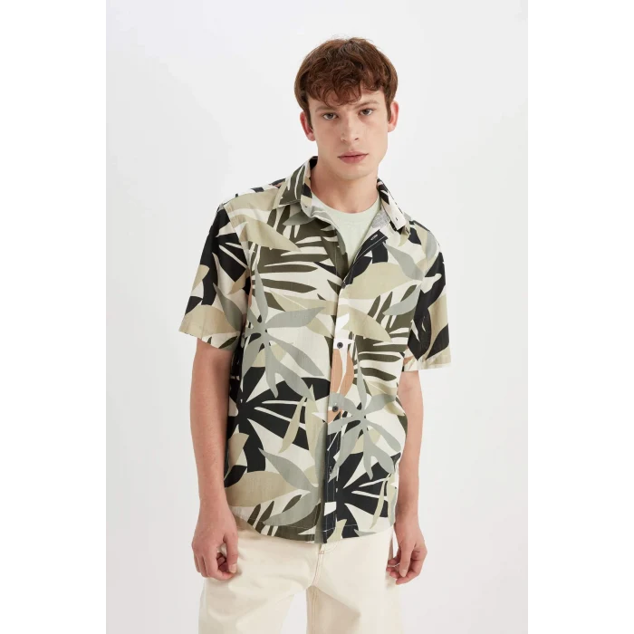 Defacto C7667 Haki Regular Fit Yazlık Hawaii Baskılı Pamuklu Kısa Kollu Gömlek