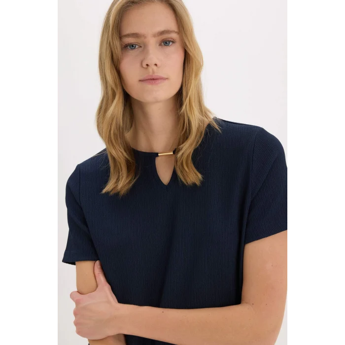 Defacto E0325 Lacivert Regular Fit Apaş Yaka Basic Düz Bürümcük Kısa Kollu Tişört