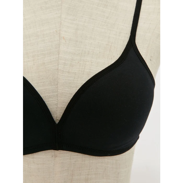 LCW Young Siyah Balensiz Dolgusuz Düz İlk Sütyen